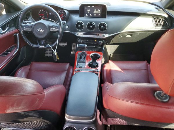 2019 KIA STINGER — CKPT