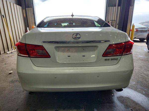 2012 LEXUS ES