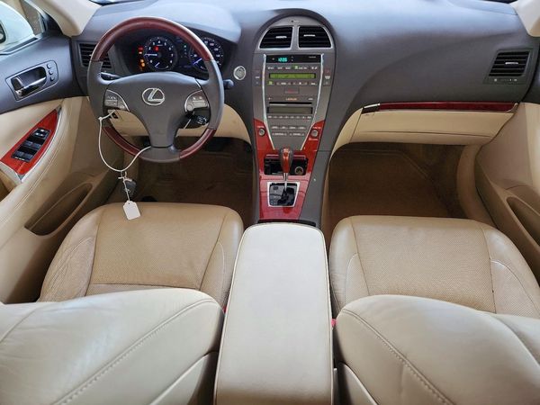 2012 LEXUS ES