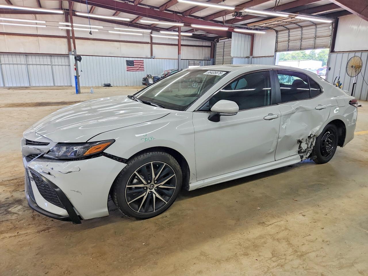 2024 TOYOTA CAMRY