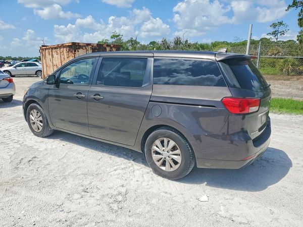 2017 KIA SEDONA LX