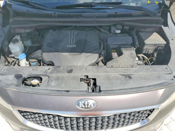 2017 KIA SEDONA LX
