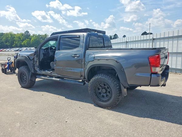 2017 TOYOTA TACOMA