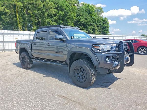 2017 TOYOTA TACOMA