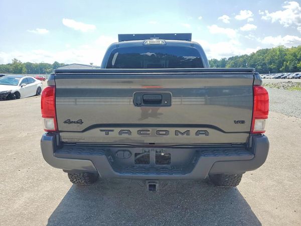 2017 TOYOTA TACOMA