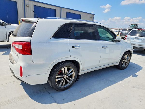 2014 KIA SORENTO