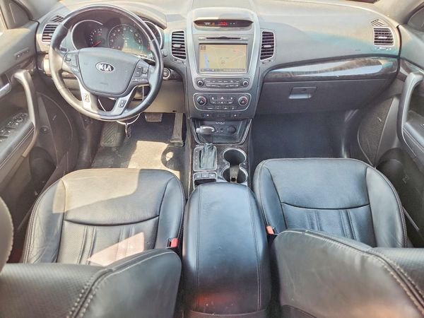 2014 KIA SORENTO