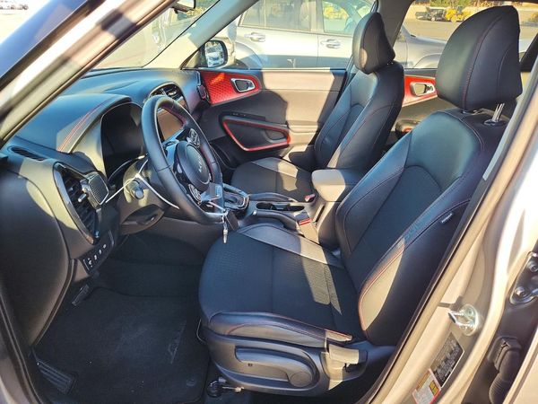 2025 KIA SOUL GT-Line — DENT