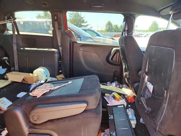 2015 DODGE GRAND CARAVAN SE