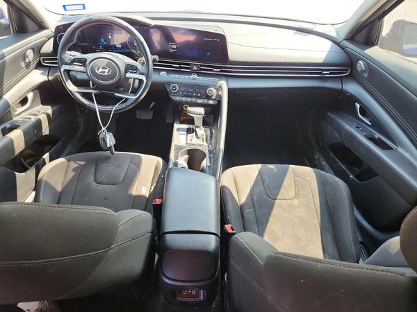2024 HYUNDAI ELANTRA