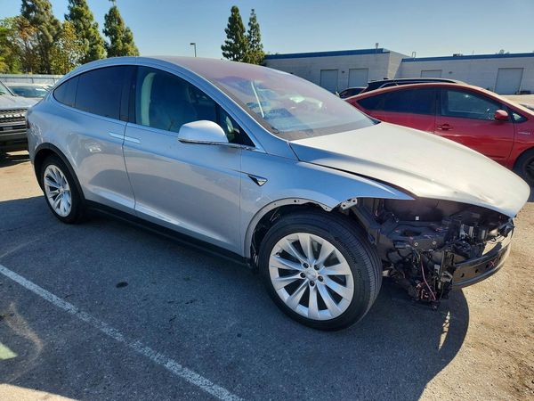 2017 TESLA MODEL X
