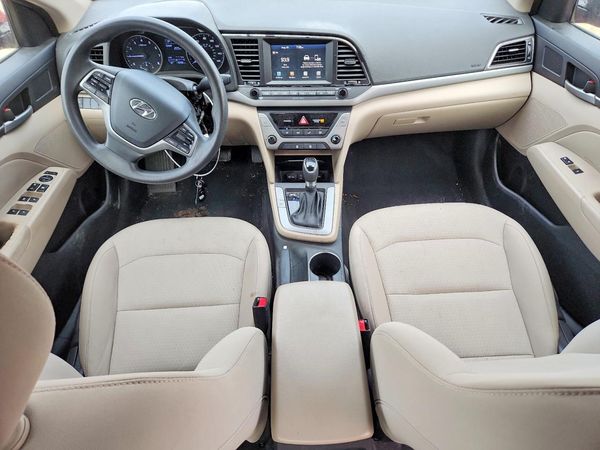 2017 HYUNDAI ELANTRA