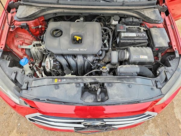 2017 HYUNDAI ELANTRA