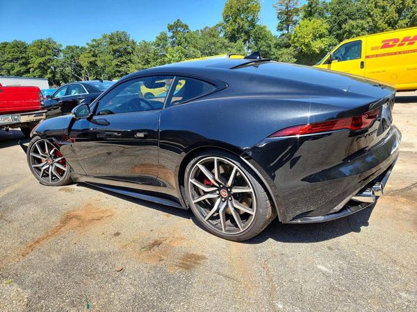 2022 JAGUAR F-TYPE R