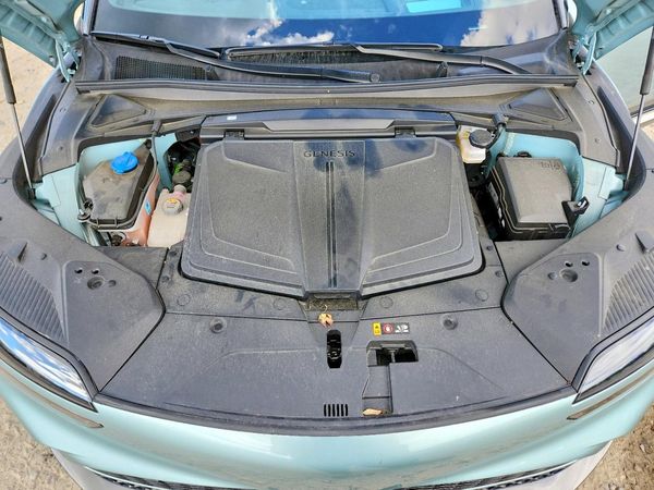 2024 GENESIS GV60