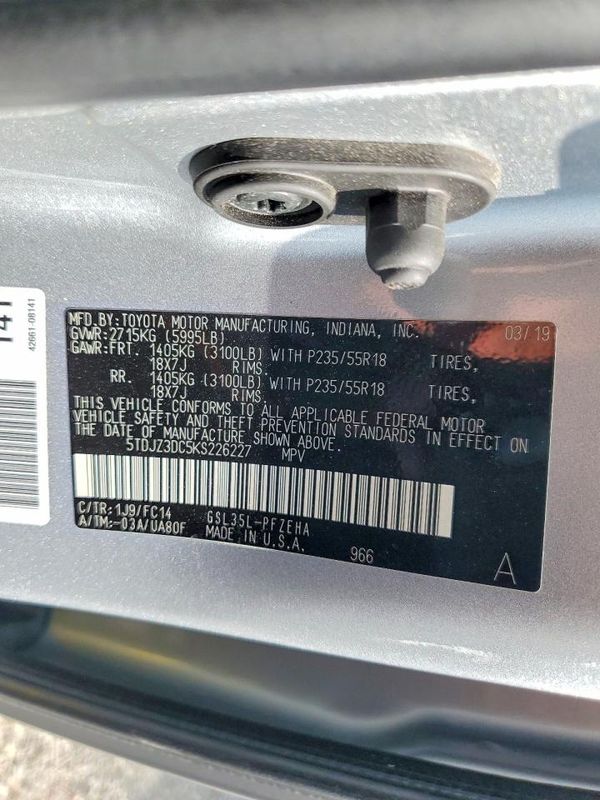 2019 TOYOTA SIENNA