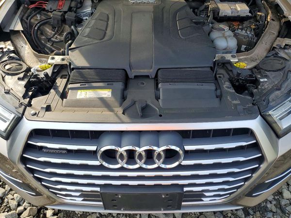 2018 AUDI Q7 quattro Premium Plus