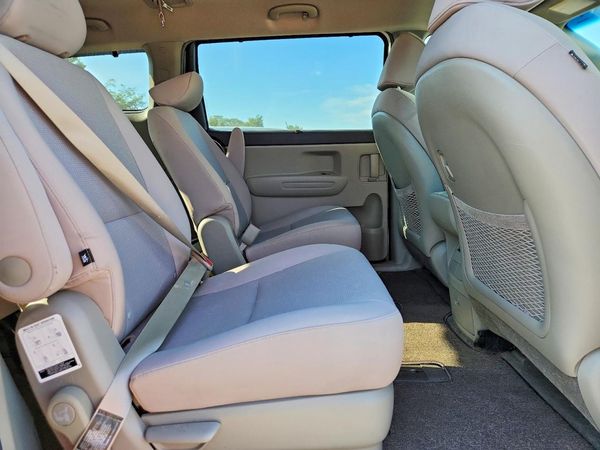 2016 KIA SEDONA LX - Middle-low