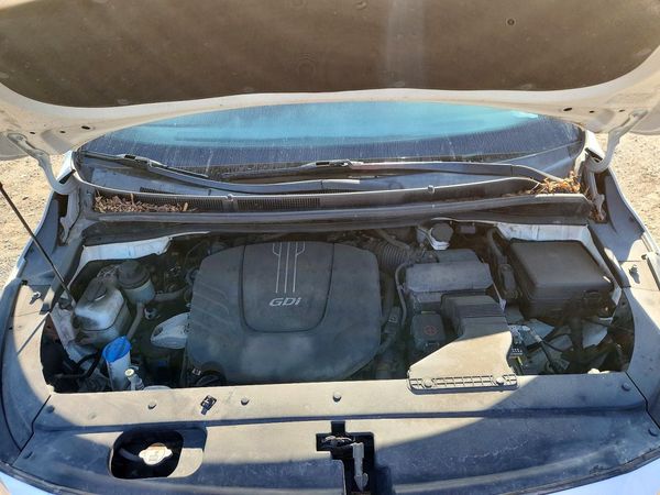 2016 KIA SEDONA LX - Middle-low