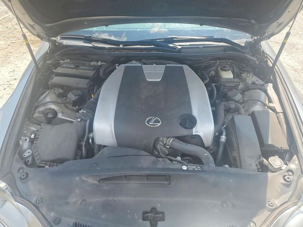 2016 LEXUS IS350