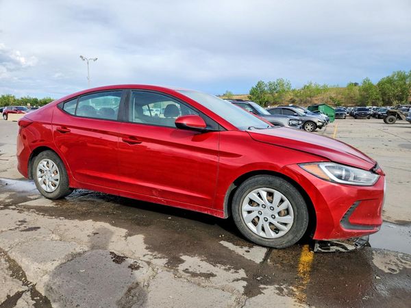 2017 HYUNDAI ELANTRA SE Base