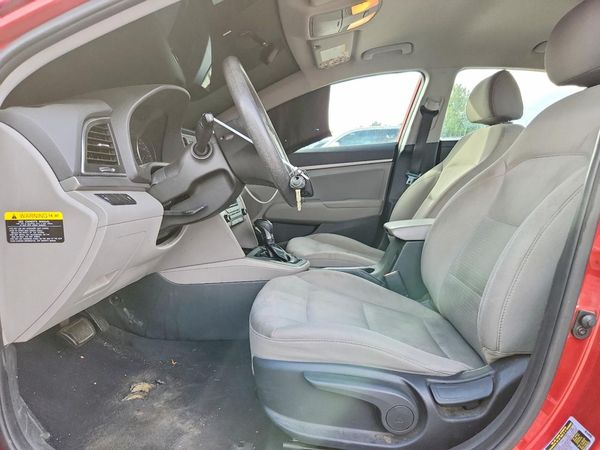 2017 HYUNDAI ELANTRA SE Base