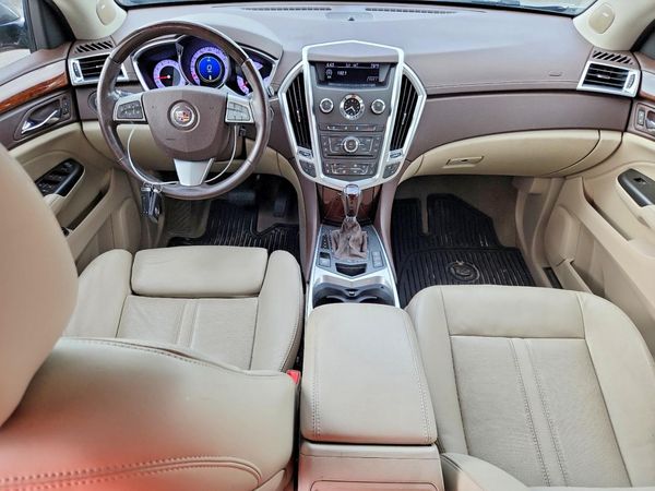 2012 CADILLAC SRX Luxury