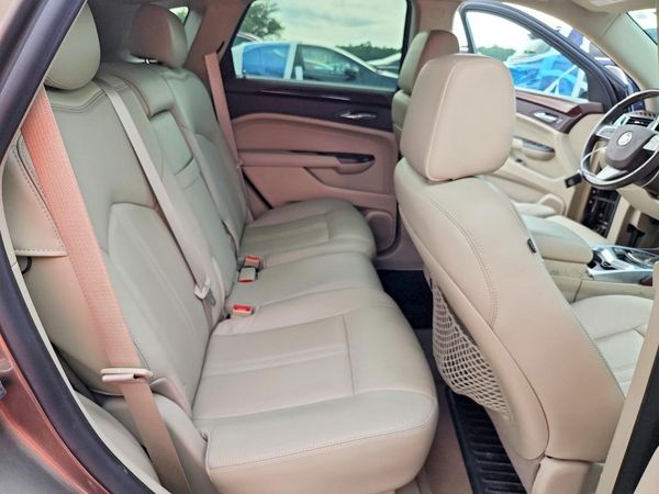 2012 CADILLAC SRX Luxury
