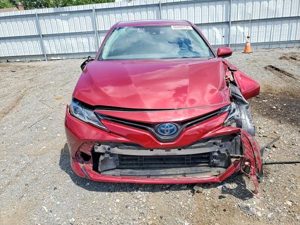 2020 TOYOTA CAMRY LE Hybrid