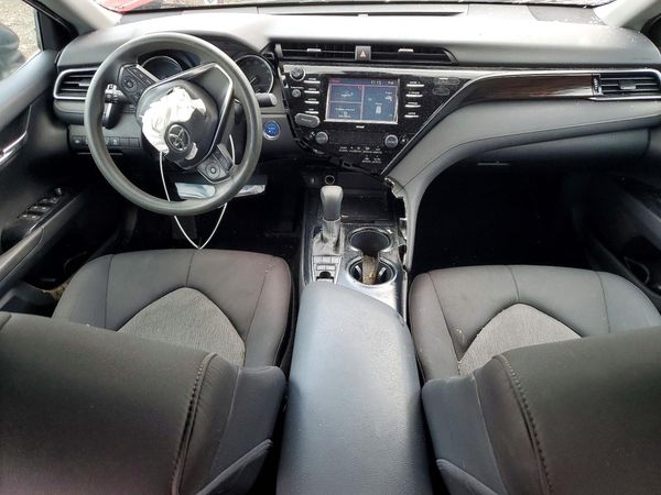 2020 TOYOTA CAMRY LE Hybrid