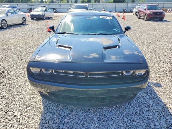 2015 DODGE CHALLENGER SXT