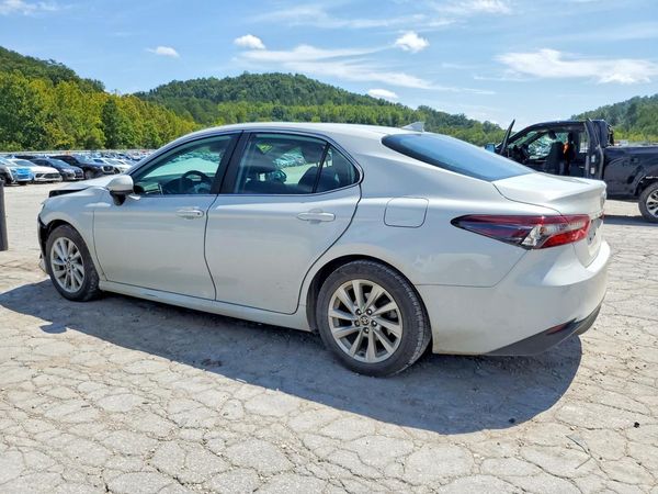 2022 TOYOTA CAMRY