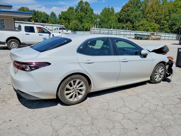 2022 TOYOTA CAMRY