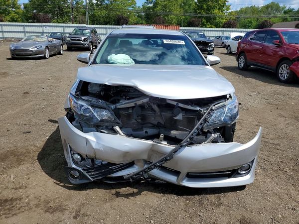 2013 TOYOTA CAMRY