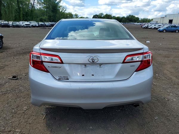 2013 TOYOTA CAMRY