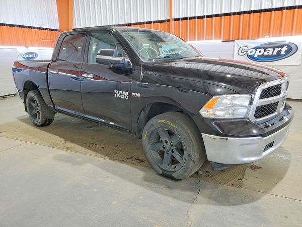 2017 RAM 1500 SLT — Passenger 3/4