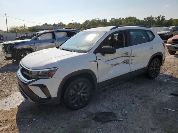 2022 VOLKSWAGEN TAOS