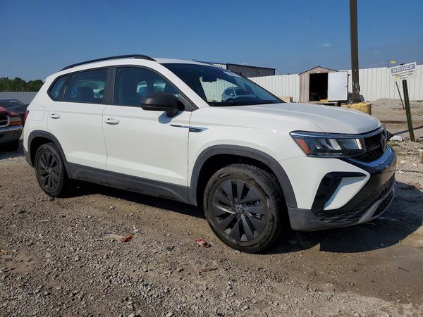 2022 VOLKSWAGEN TAOS 4Motion S