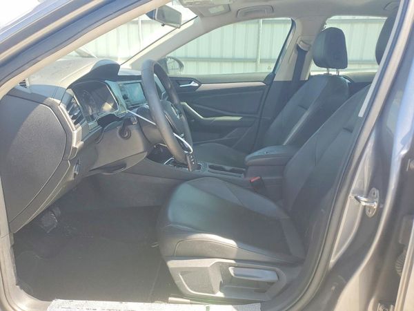 2020 VOLKSWAGEN JETTA S, SE, R-Line — DENT