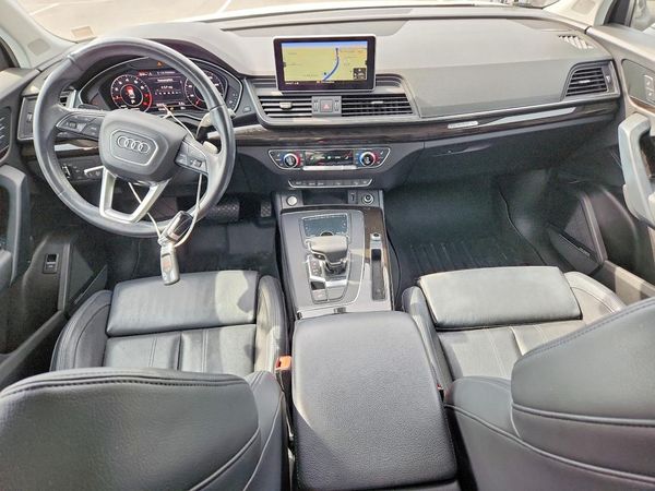 2018 AUDI Q5 quattro Premium Plus