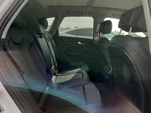 2018 AUDI Q5 quattro Premium Plus