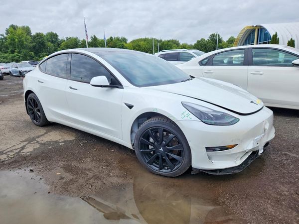 2021 TESLA MODEL 3