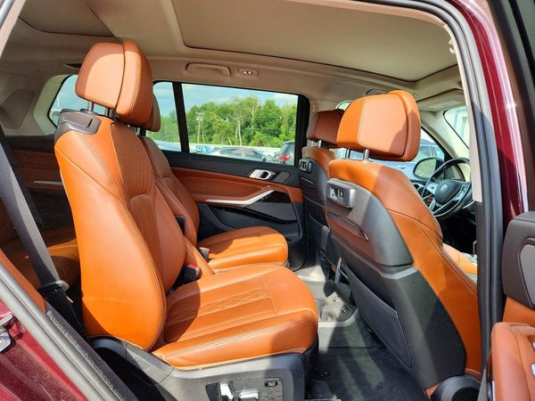 2020 BMW X7
