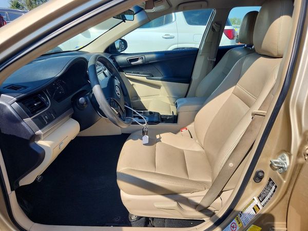 2012 TOYOTA CAMRY — DENT