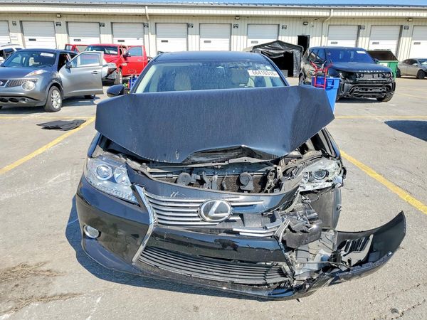 2013 LEXUS ES
