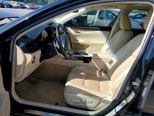 2013 LEXUS ES