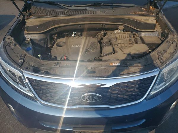 2015 KIA SORENTO GL
