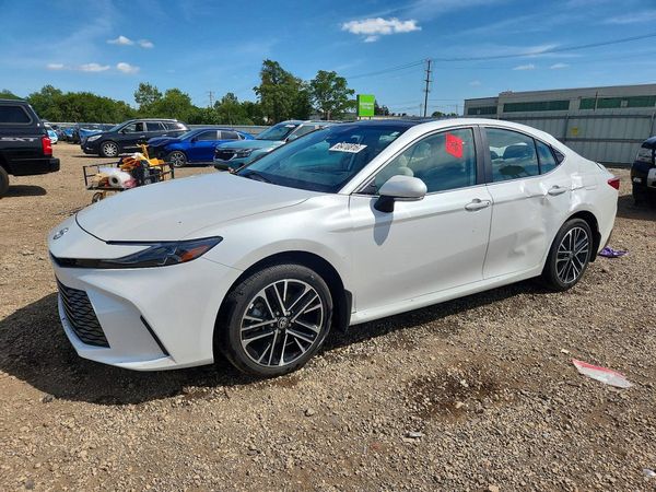 2025 TOYOTA CAMRY