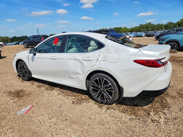 2025 TOYOTA CAMRY