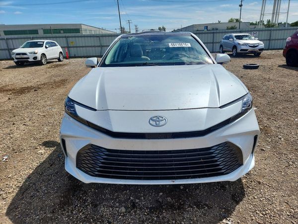 2025 TOYOTA CAMRY